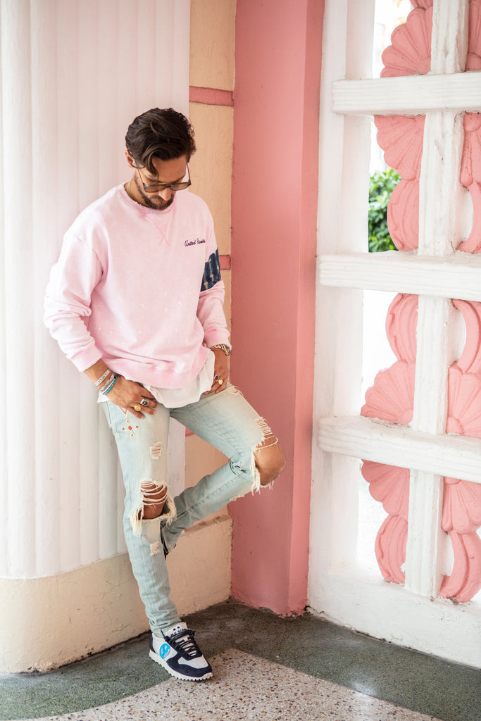 United Rivers Red River crewneck sweater pastel pink with artistic paint drops